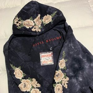 Blanco Roses Pullover in Night Fog